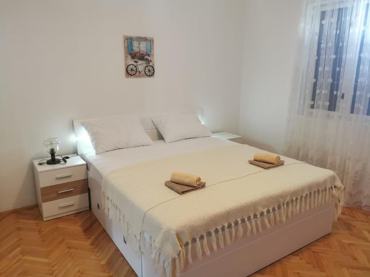 Apartments Sanja ปอฟเลียนา ภายนอก รูปภาพ