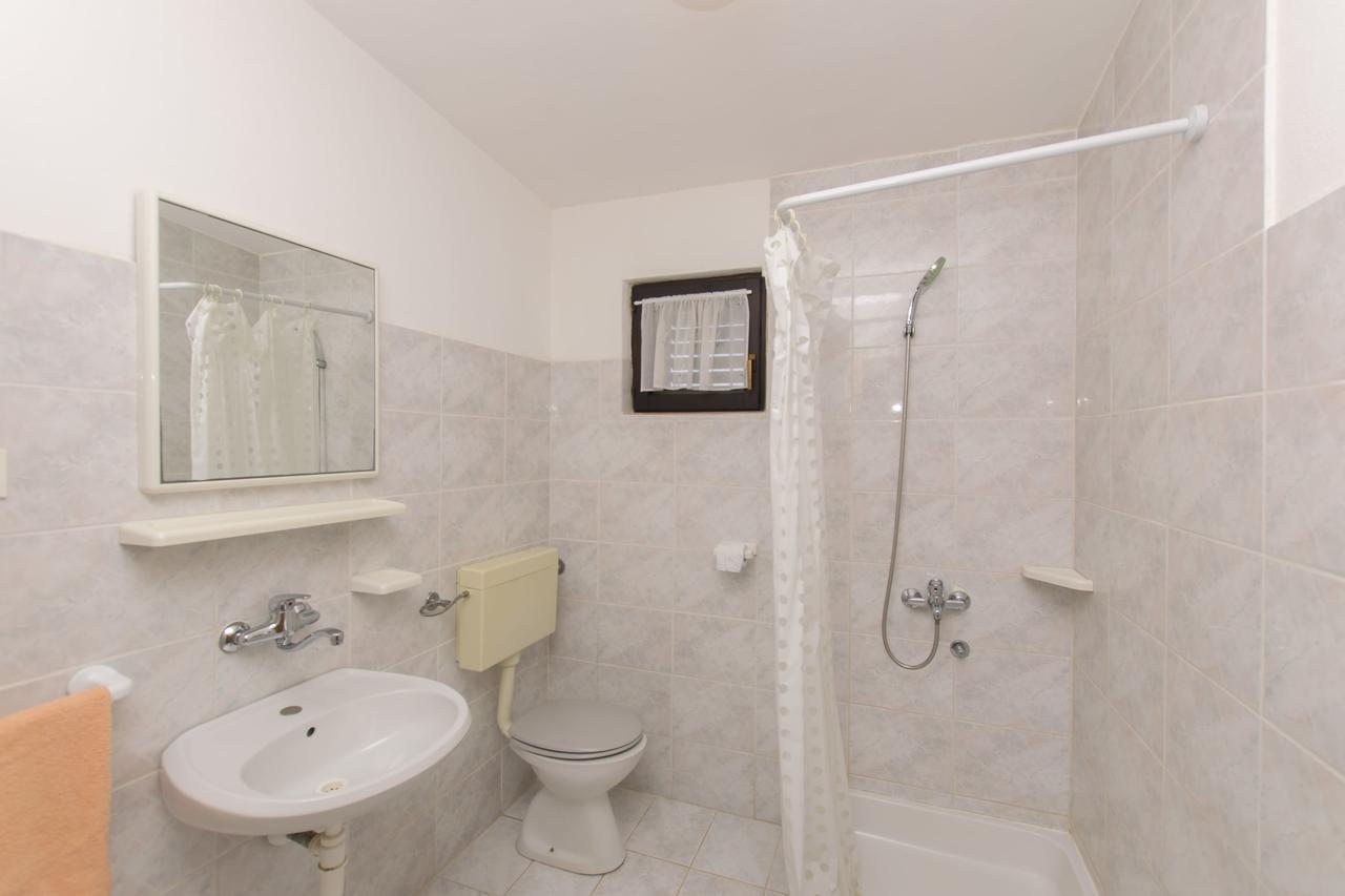 Apartments Sanja ปอฟเลียนา ภายนอก รูปภาพ