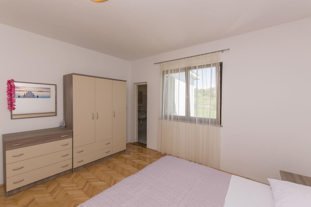 Apartments Sanja ปอฟเลียนา ภายนอก รูปภาพ