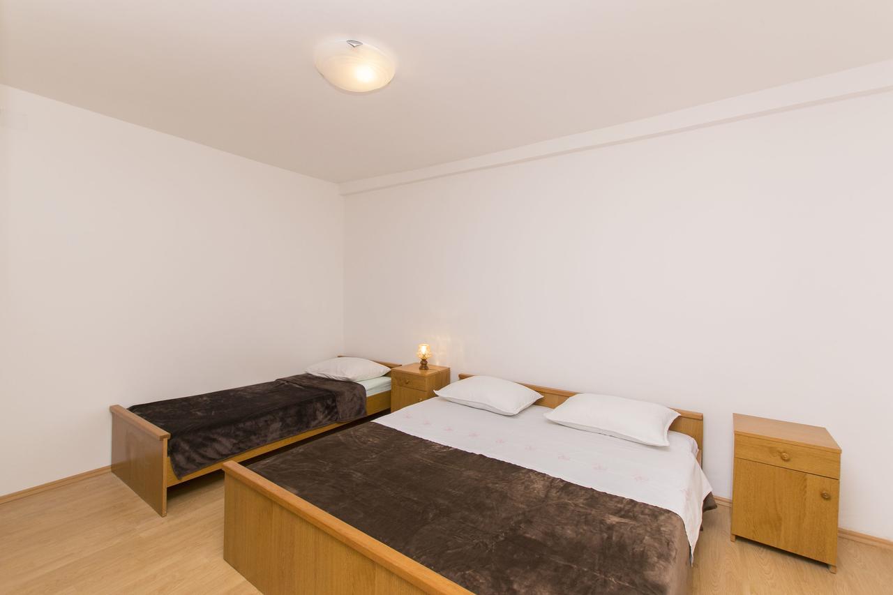 Apartments Sanja ปอฟเลียนา ภายนอก รูปภาพ