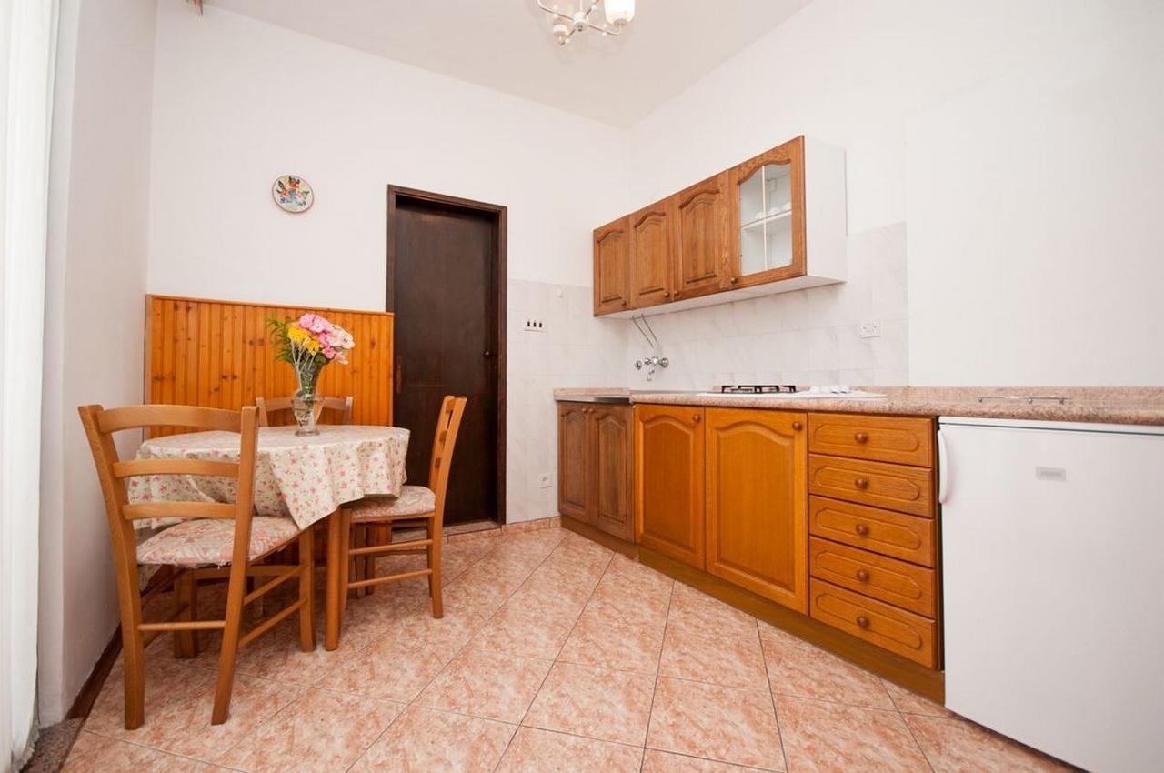 Apartments Sanja ปอฟเลียนา ภายนอก รูปภาพ
