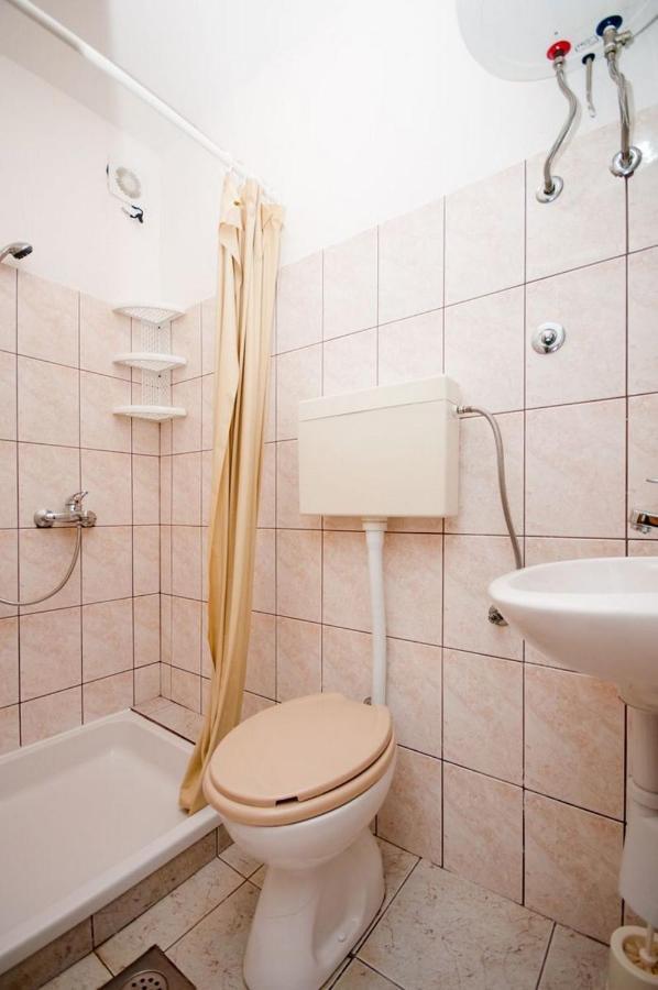 Apartments Sanja ปอฟเลียนา ภายนอก รูปภาพ